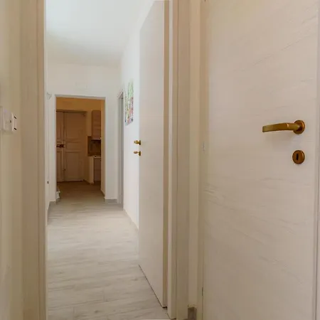 Pensjonat Casta Diva 4*